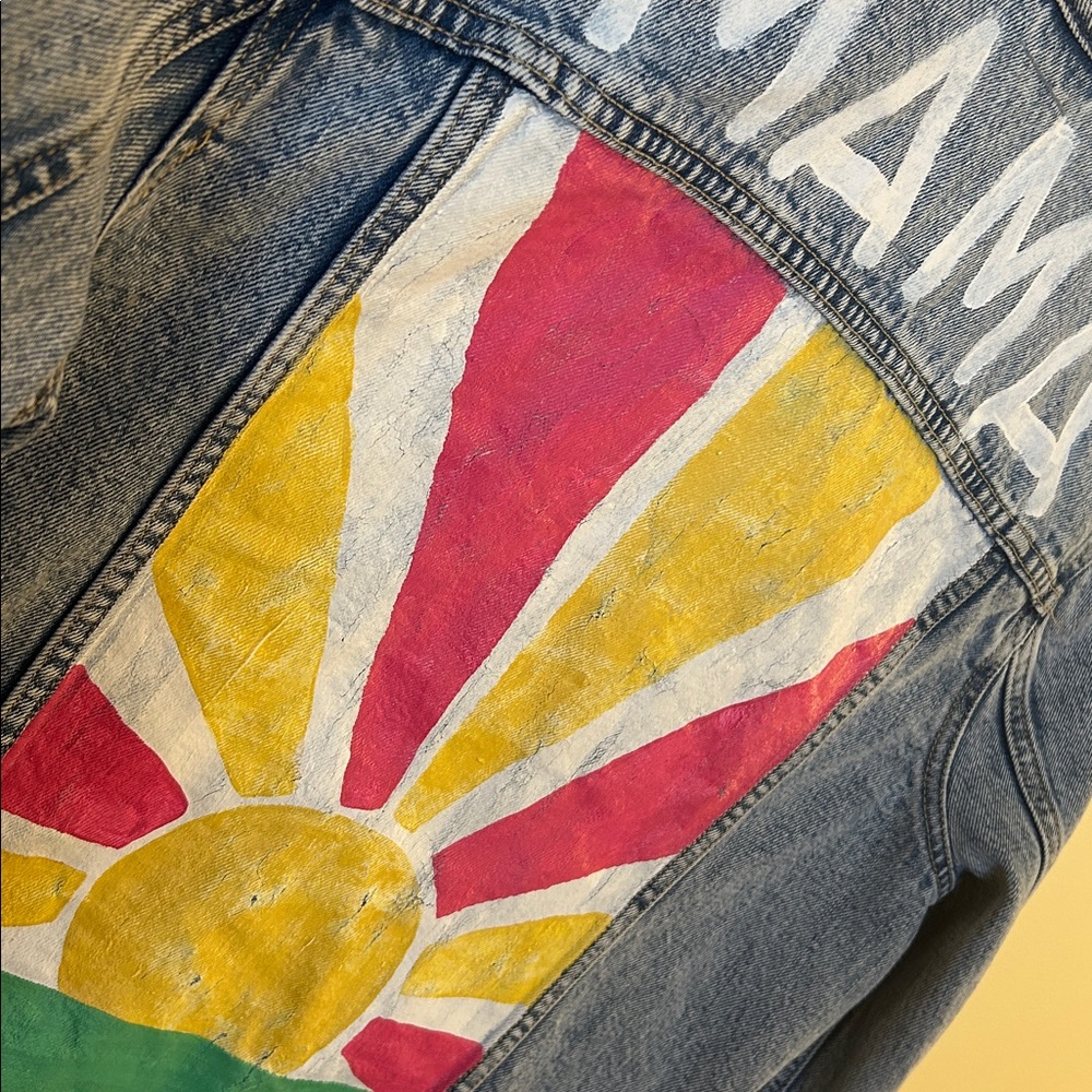 GAP Denim Classic Icon Jean Jacket Large Light Denim 100% Cotton MAMA Painted - Picture 6 of 16
